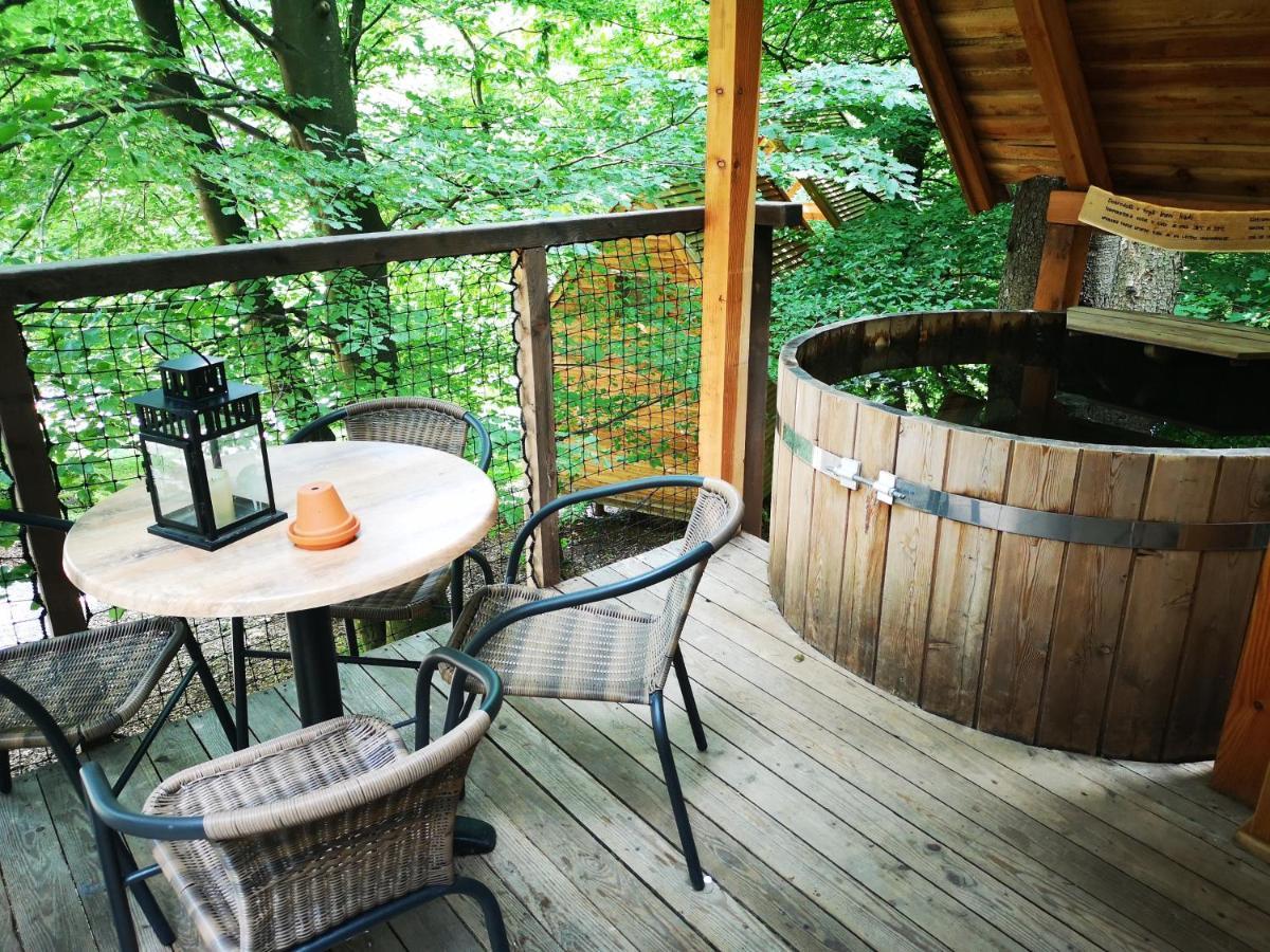 Hotel Ribno Alpine Glamping à Bled Extérieur photo
